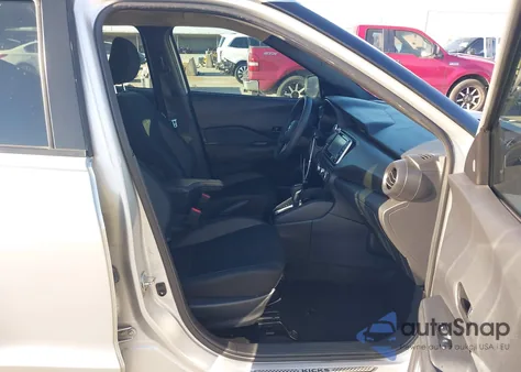 2020 Nissan Kicks S Xtronic Cvt from USA, damaged, VIN 3N1CP5BVXLL500465